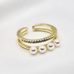 Minimalist Pearl Ring